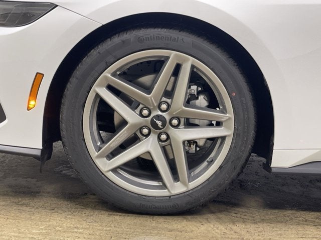 2026 Ford Mustang PREMIUM