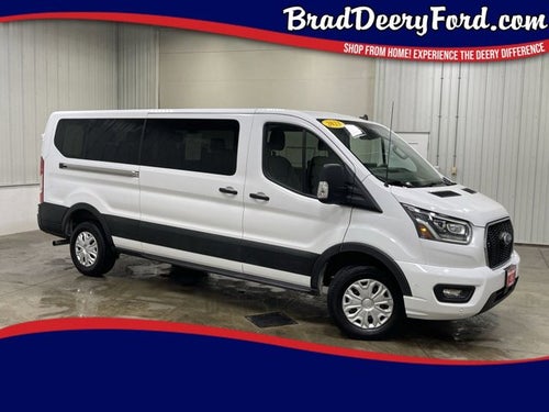 2023 Ford Transit Passenger Wagon XLT