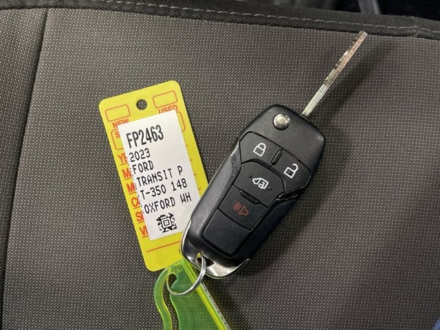 2023 Ford Transit Passenger Wagon XLT