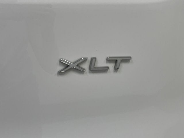 2024 Ford Transit Passenger Wagon XLT