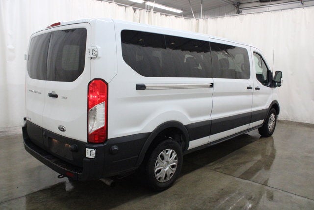 2024 Ford Transit Passenger Wagon XLT
