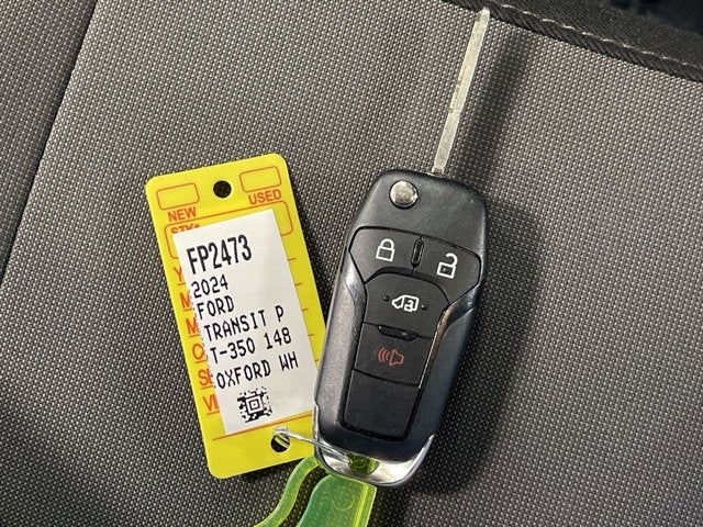 2024 Ford Transit Passenger Wagon XLT