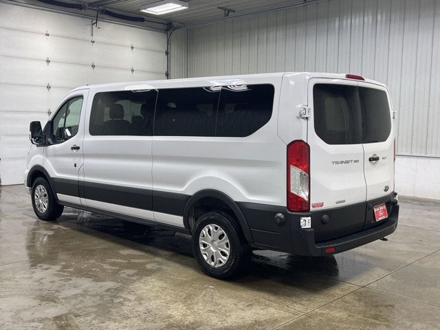 2024 Ford Transit Passenger Wagon XLT