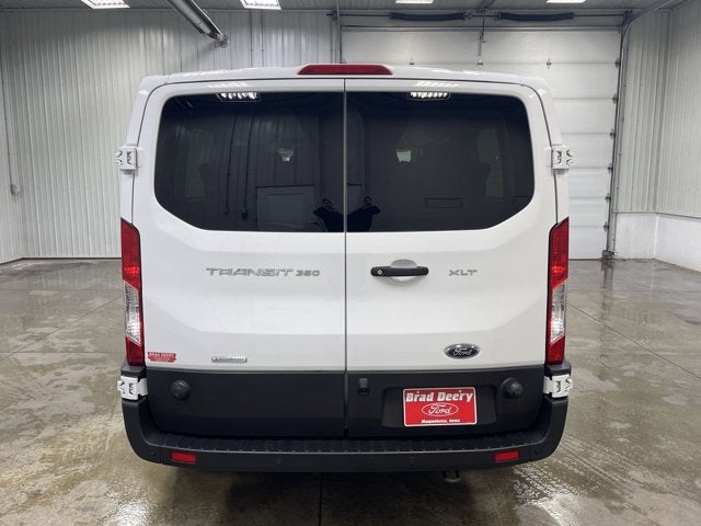 2024 Ford Transit Passenger Wagon XLT