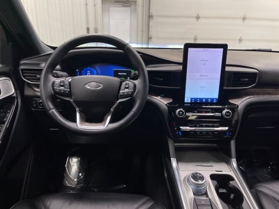 2022 Ford Explorer Platinum