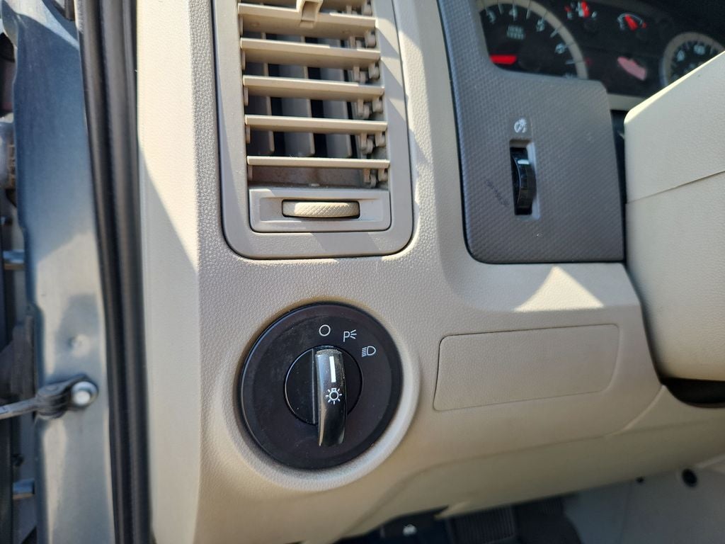 2010 Ford Escape XLS