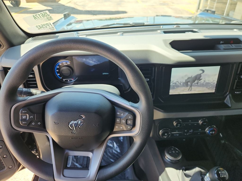 2022 Ford Bronco Base