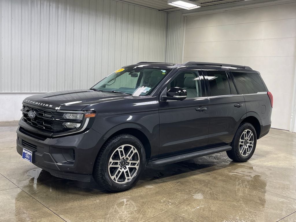 2025 Ford Expedition Active