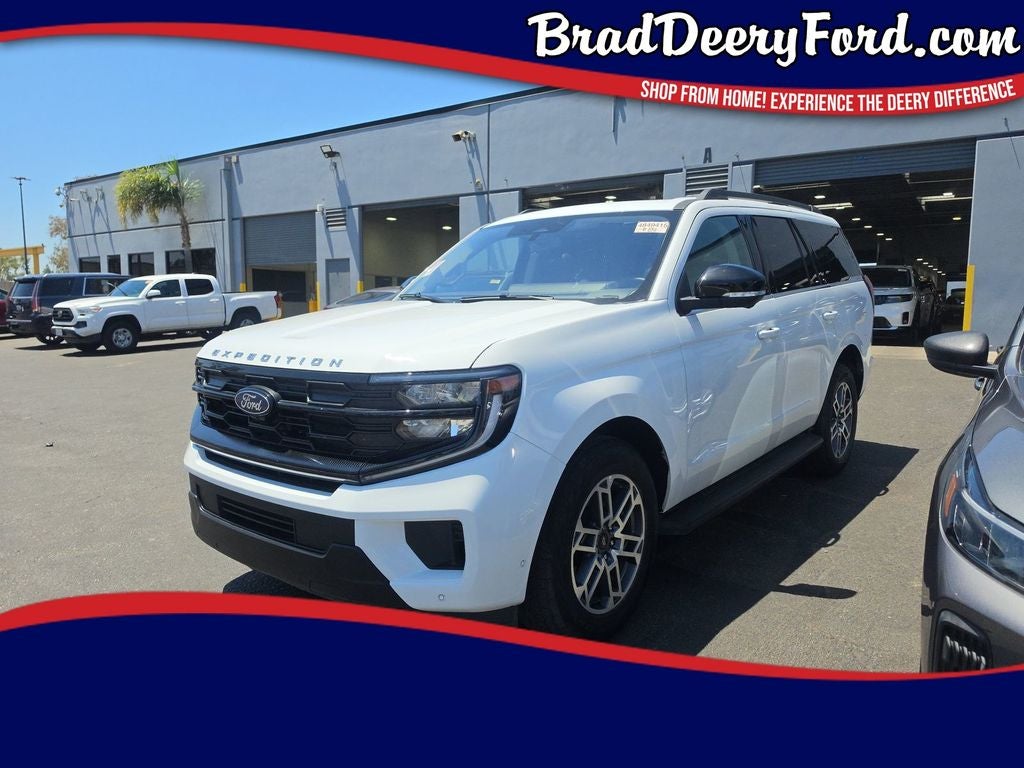 2025 Ford Expedition Active
