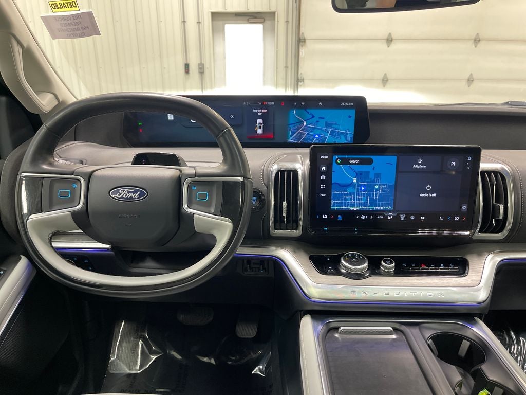 2025 Ford Expedition Platinum
