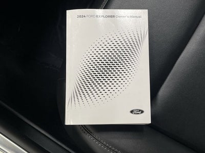 2024 Ford Explorer XLT