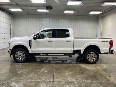 2026 Ford Super Duty F-350 SRW LARIAT