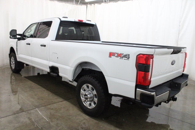 2023 Ford Super Duty F-350 SRW XLT