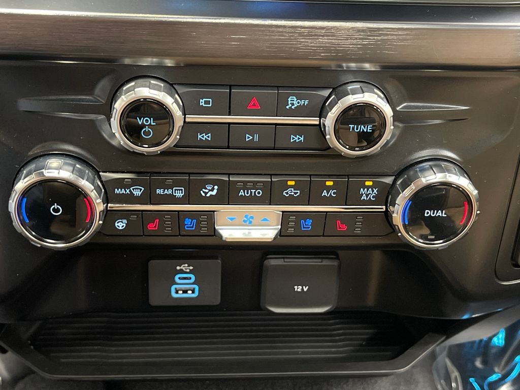 2025 Ford F-350SD Lariat