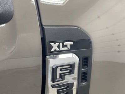 2026 Ford Super Duty F-350 SRW XLT