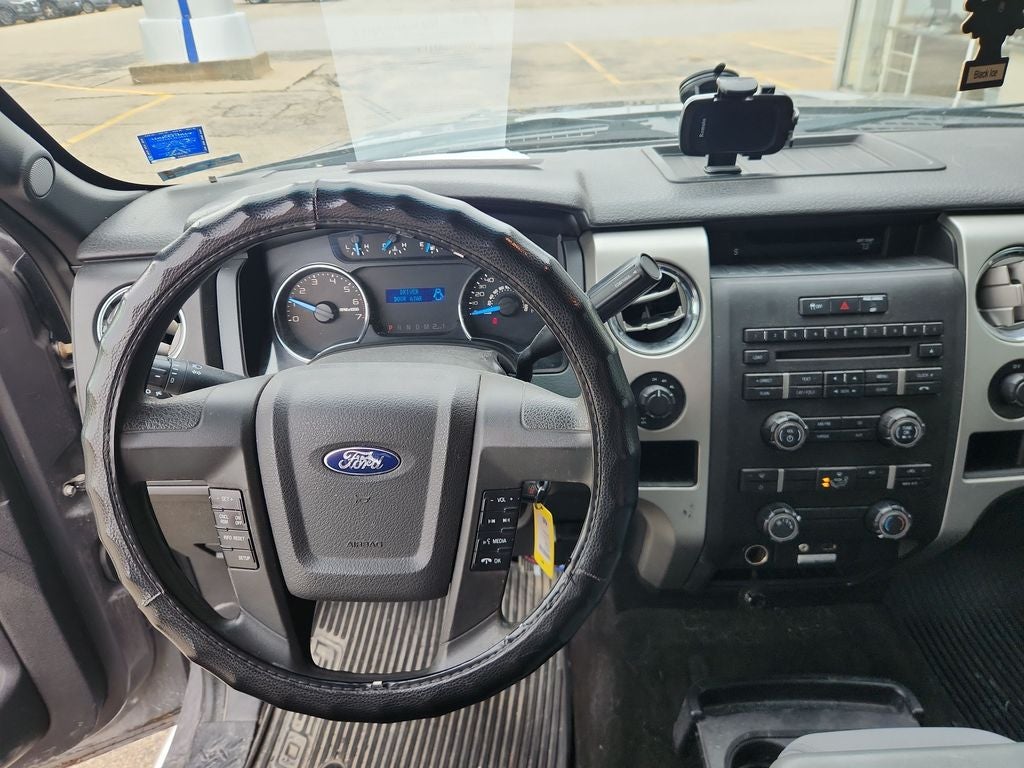 2013 Ford F-150 Base