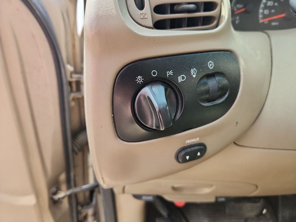 2001 Ford F-150 XLT