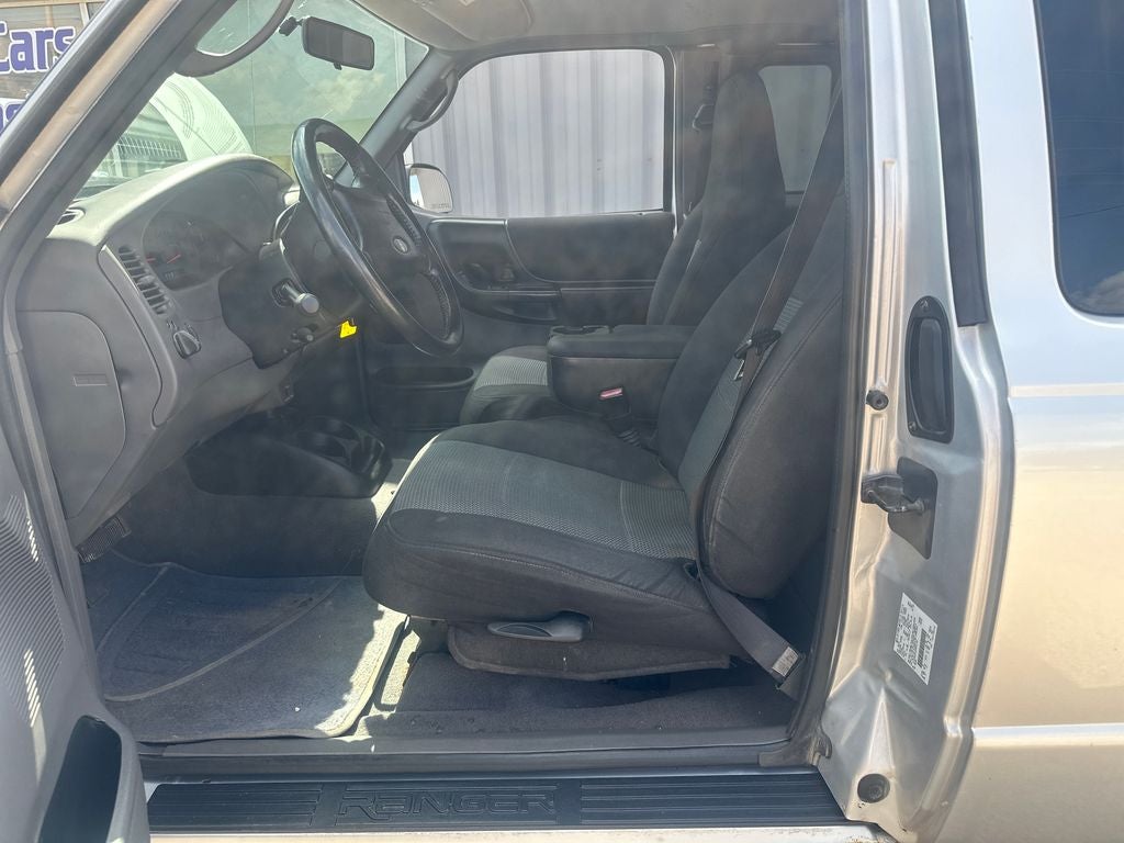 2003 Ford Ranger Base