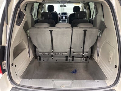 2010 Chrysler Town & Country Touring