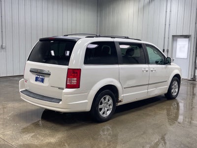 2010 Chrysler Town & Country Touring