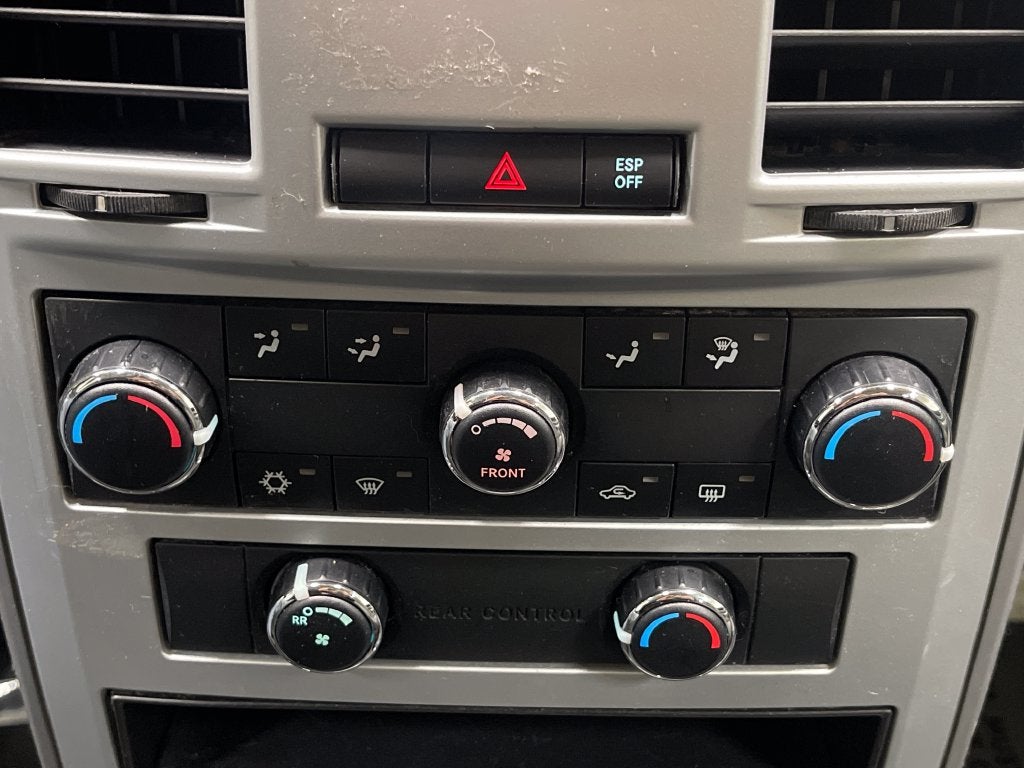 2010 Chrysler Town & Country Touring