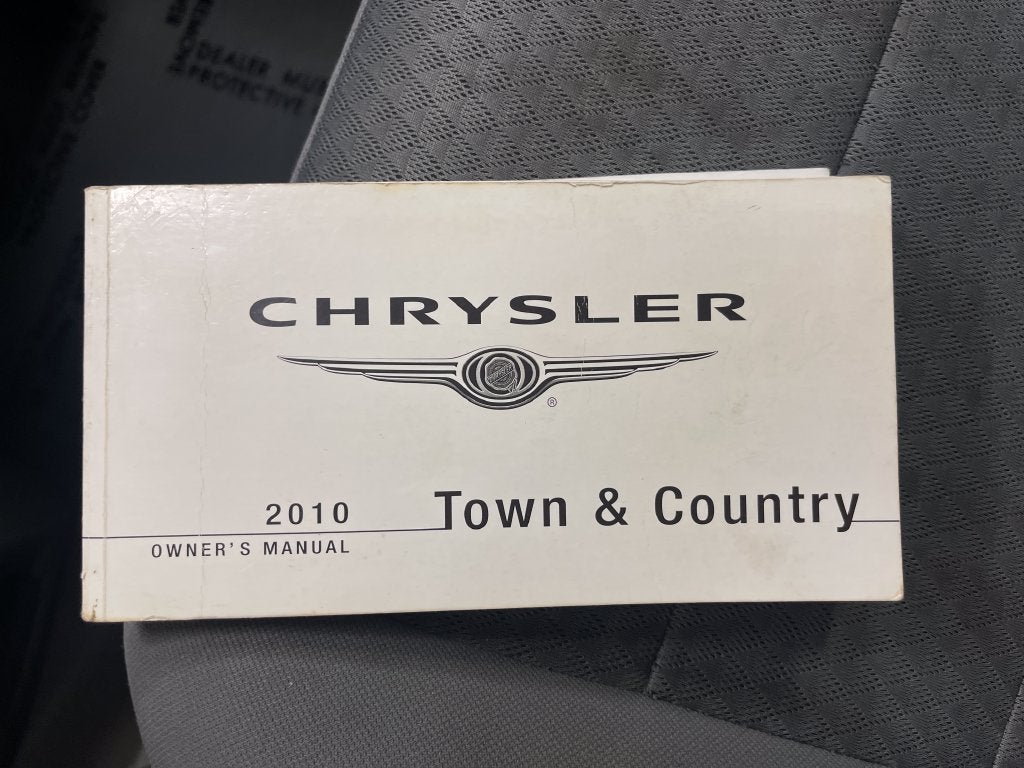 2010 Chrysler Town & Country Touring