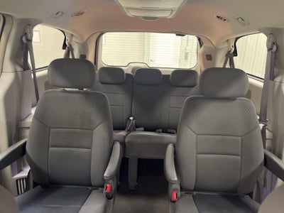 2010 Chrysler Town & Country Touring