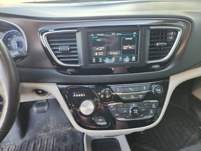 2019 Chrysler Pacifica Touring Plus