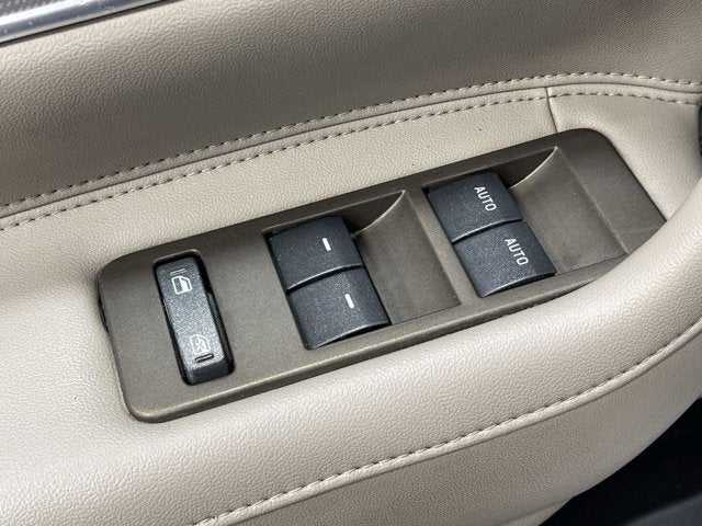 2012 Lincoln MKX BASE