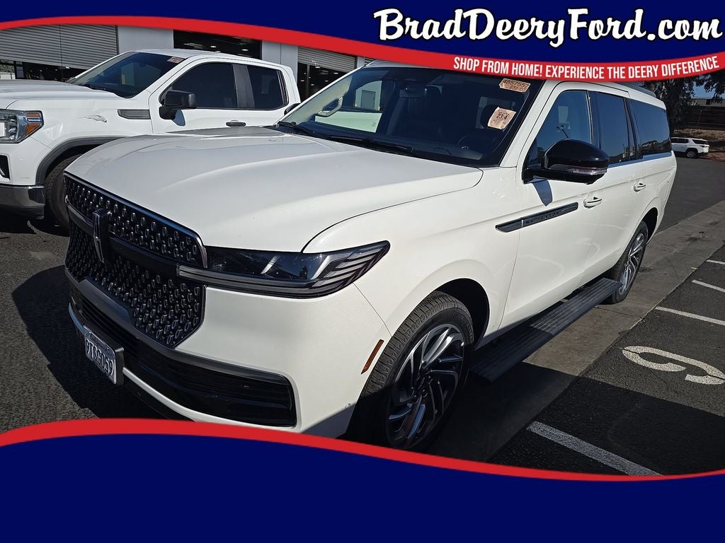 2025 Lincoln Navigator L Reserve