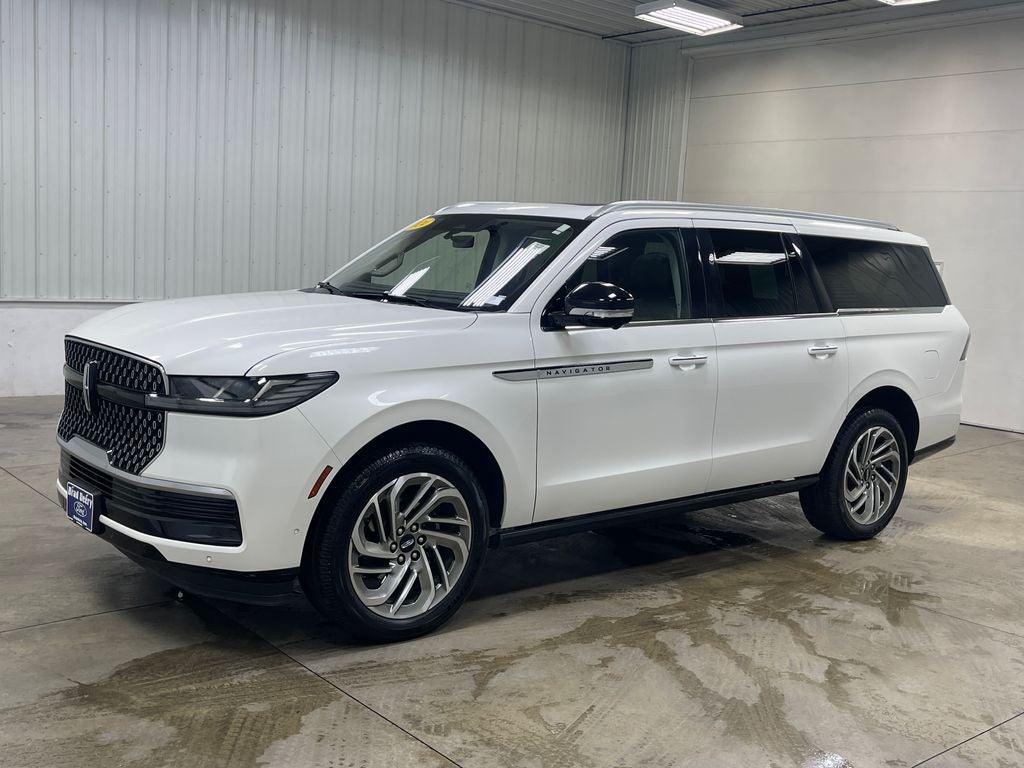 2025 Lincoln Navigator L Reserve