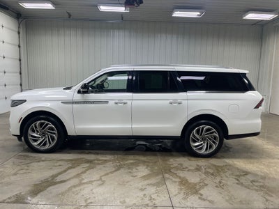 2025 Lincoln Navigator L Reserve