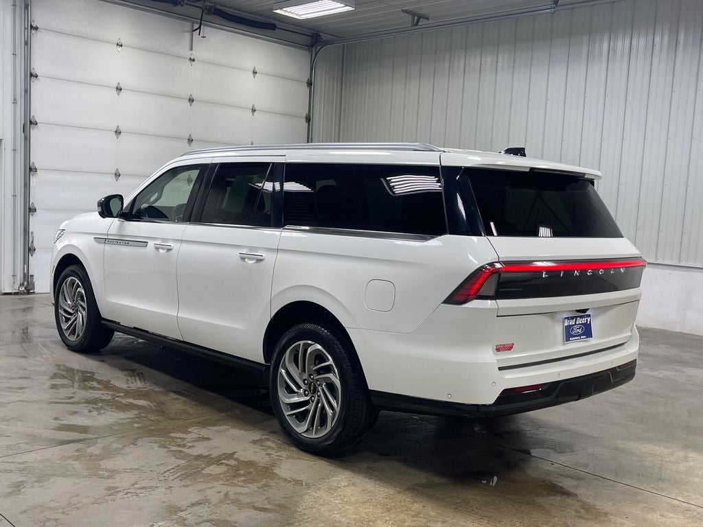 2025 Lincoln Navigator L Reserve