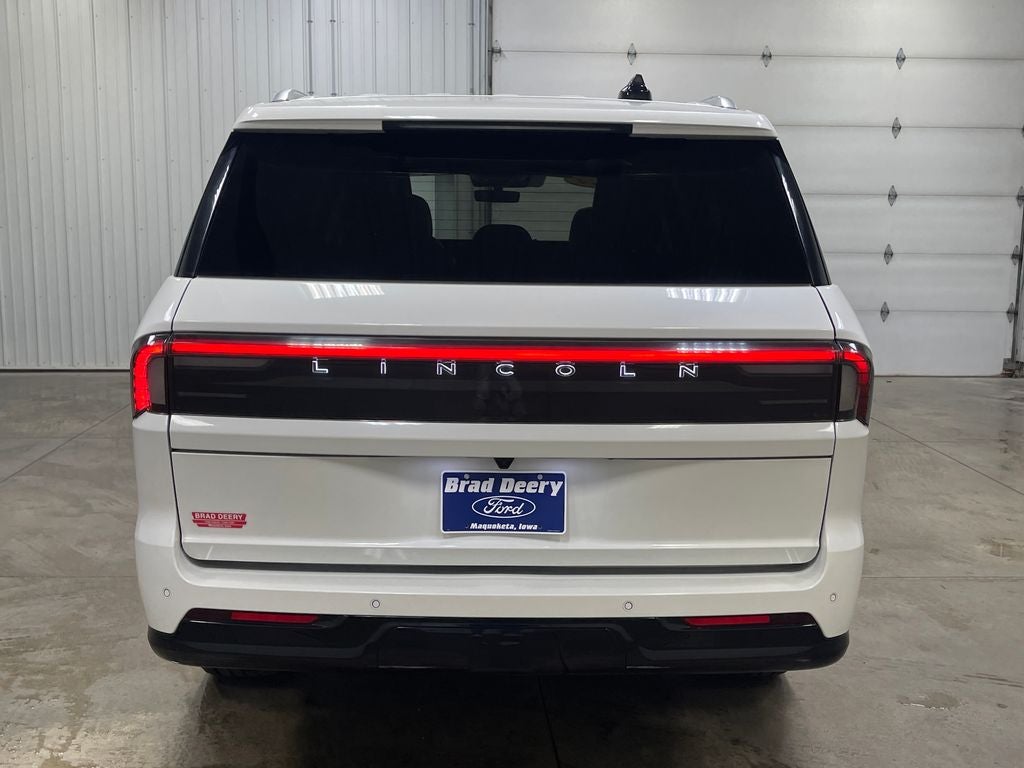 2025 Lincoln Navigator L Reserve