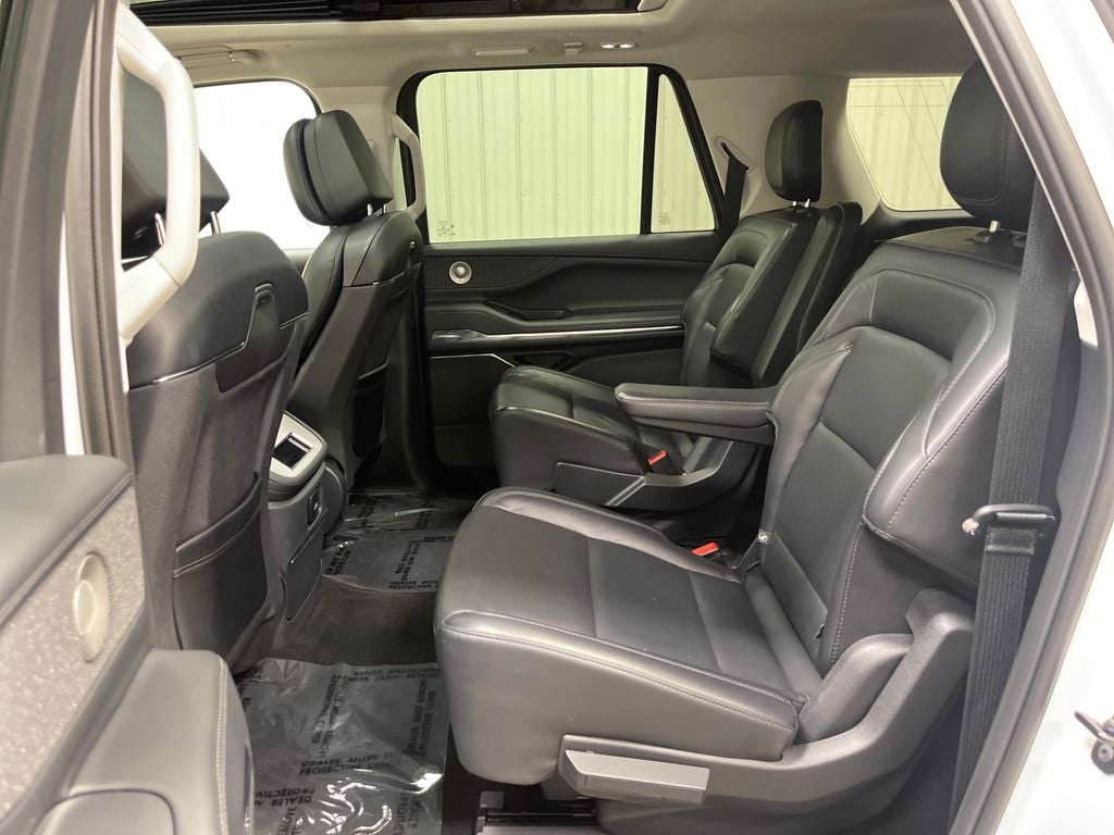 2025 Lincoln Navigator L Reserve