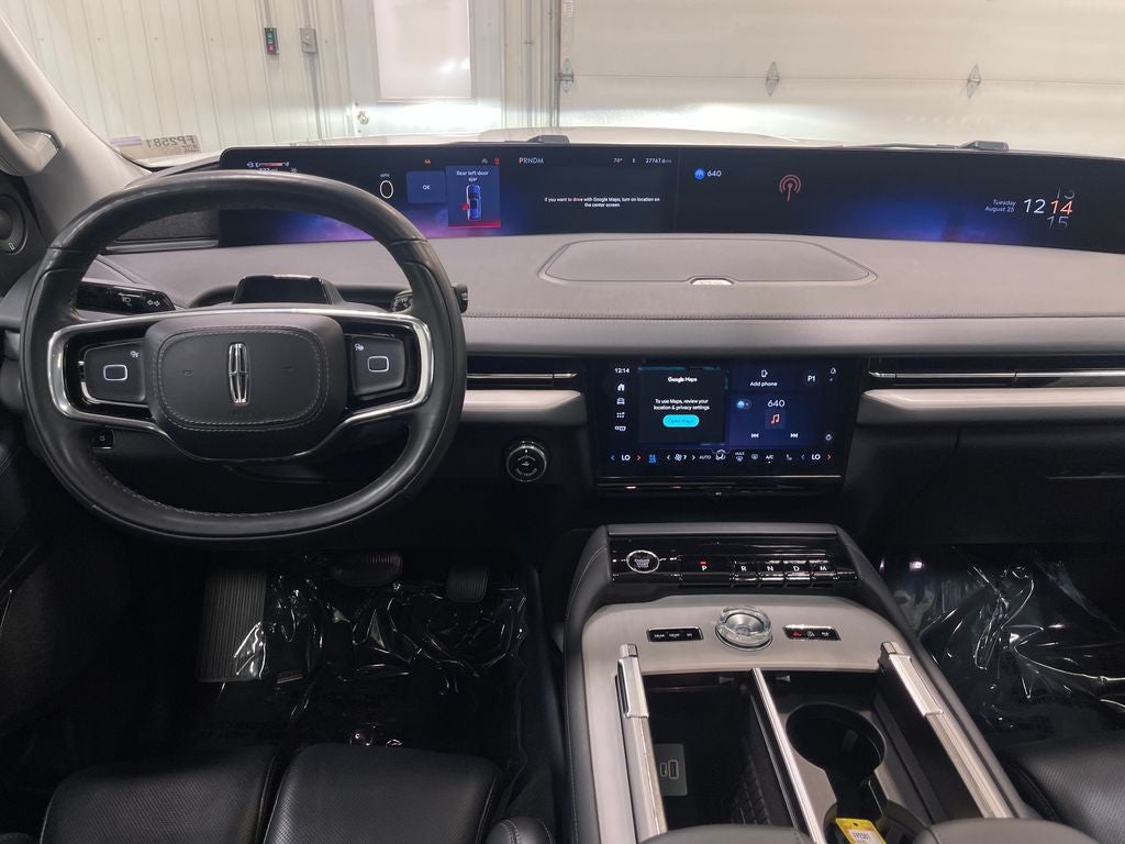 2025 Lincoln Navigator L Reserve