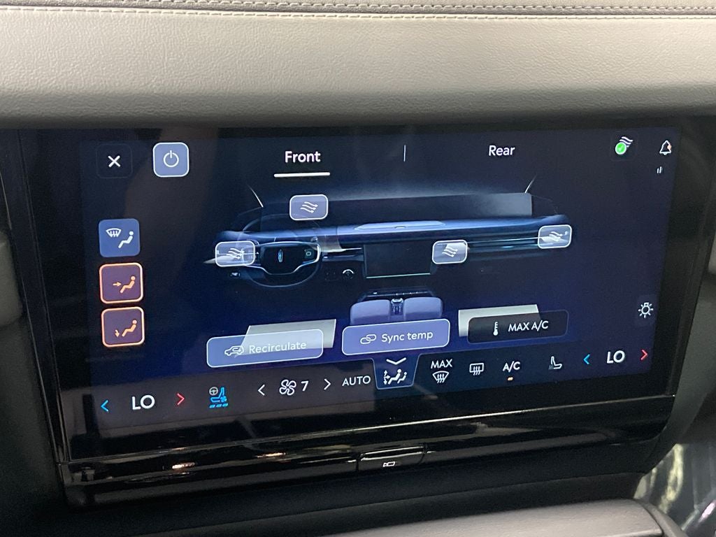 2025 Lincoln Navigator L Reserve