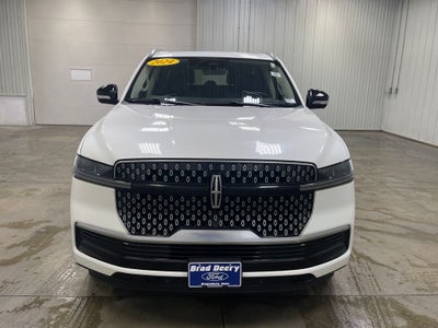 2025 Lincoln Navigator L Reserve