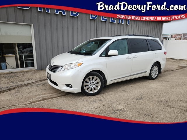 2015 Toyota Sienna XLE