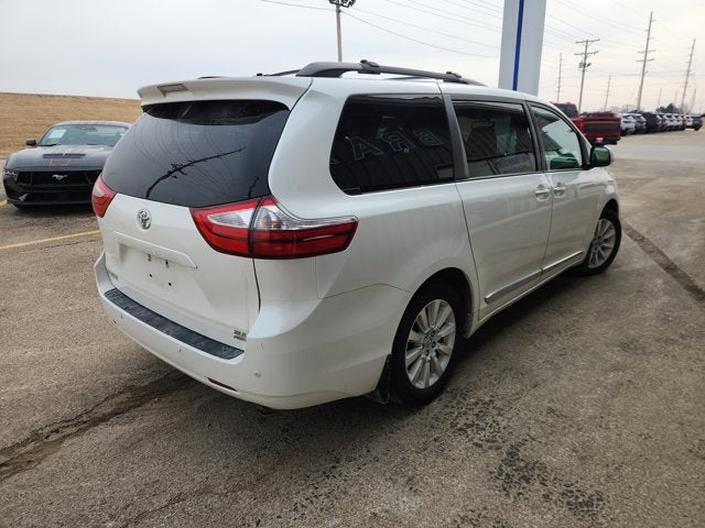 2015 Toyota Sienna XLE