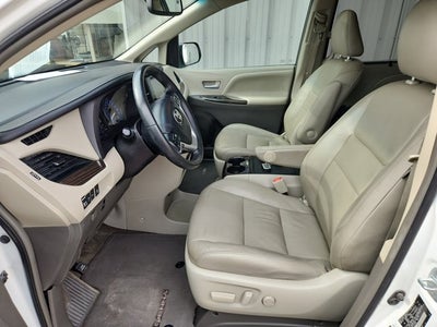 2015 Toyota Sienna XLE