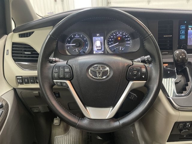 2015 Toyota Sienna XLE