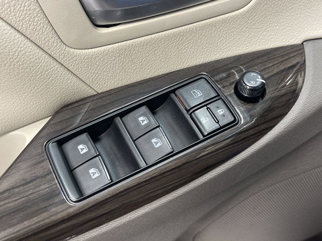 2015 Toyota Sienna XLE