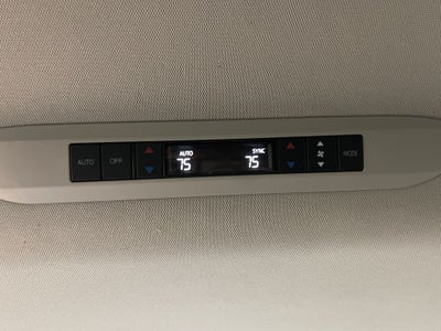 2022 Toyota Sienna XLE 7 Passenger
