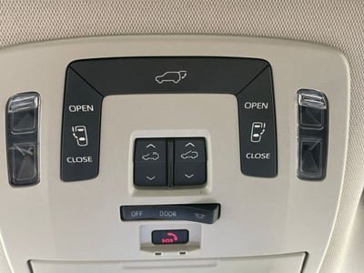 2022 Toyota Sienna XLE 7 Passenger